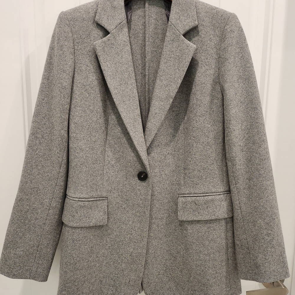 Classic Grey Tailored Blazer | Minimal Chic Work Jacket